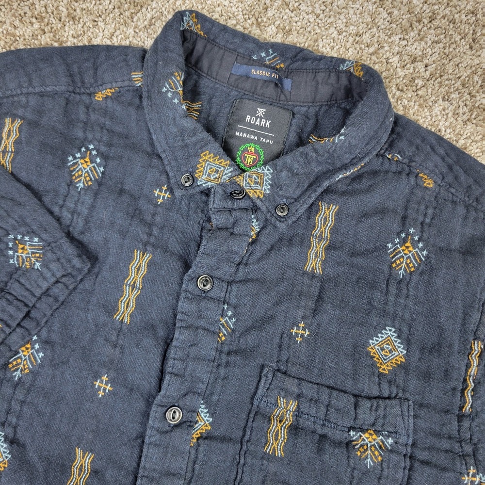 Roark Manawa Tapu Classic Fit Mens Medium Black AOP Tribal Button Down SS